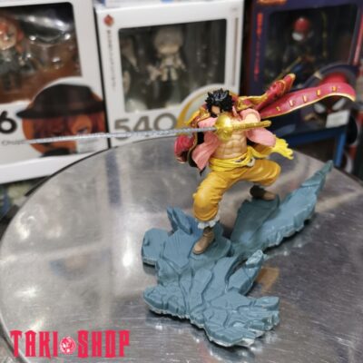 Figura One Piece Gol D. Roger Rei dos Piratas Bandai - Oderço -  Colecionáveis - Magazine Luiza