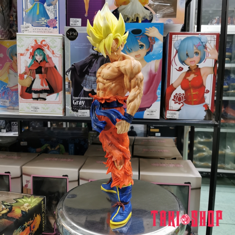 Super Saiyan Son Goku được biết đến là một nhân vật nổi tiếng trong series truyện tranh Bảy viên ngọc rồng. Xem hình về nhân vật này để cảm nhận được sức mạnh và vẻ đẹp khó cưỡng của anh chàng.