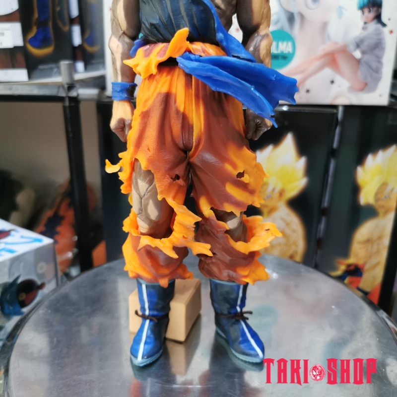 FIG021 – Super Saiyan Son Goku – SMSP Cam Nau (9)