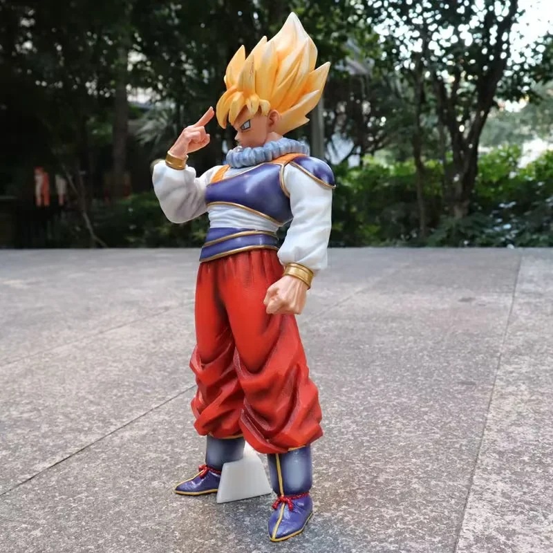 FIG417 – Super Saiyan Son Goku – Yardrat – 5