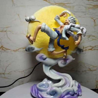 Mô hình figure: Luffy Gear 5 & Mặt Trăng
