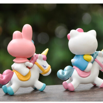 Mô hình figure set: Các Nhân Vật Dễ Thương Cưỡi Ngựa Pony Bộ 6 Con: Hello Kitty, Kuromi, Cinnamoroll, Pochacco, Pompompurin, My Melody - Ảnh 6